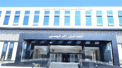 مستشفى جامعة سوهاج الجديدة يستقبل 4000 مواطن ويجري 750 عملية جراحية