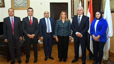 أخبار الجامعات.. سفير أذربيجان في يزور جامعة عين شمس 