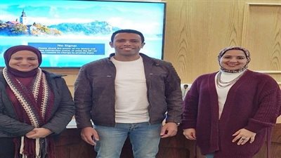 ندوة في كلية الصيدلة جامعة عين شمس بعنوان 