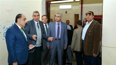 أخبار الجامعات .. رئيس جامعة الزقازيق يبحث آخر تطورات كلية الهندسة