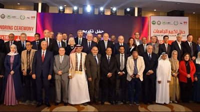 أخبار الجامعات.. وزير التعليم العالى يكرم جامعة المنصورة لتقدمها بالتصنيف العربى