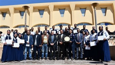 رئيس جامعة حلوان يكرم منتخب الجوالة لفوزه بالمستوى الأول بالدورة القمية الـ 31 للجامعات