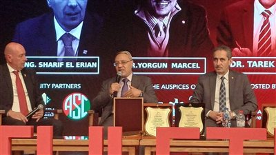 أخبار الجامعات.. رئيس جامعة طنطا يشارك فى احتفالية كأس العالم للخماسي الحديث بالجامعة الامريكية 