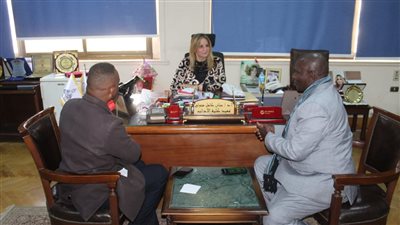 لبحث سبل التعاون.. جامعة عين شمس تستقبل مستشار ثقافي أول بسفارة غينيا