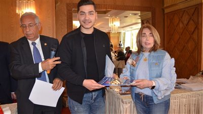 روتارى مصر الجديدة تكرم المتفوقين واوائل الشهادات العامة  في احتفالية عيد العلم الـ 62 