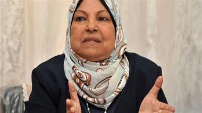 هل التدخين فى نهار شهر رمضان يفطر.. سعاد صالح تفجر مفاجأة 