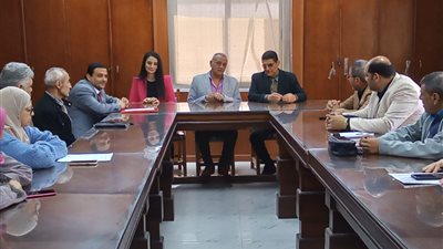 بتوجيهات من رضا حجازي.. وكيل وزارة التربية والتعليم يعقد اجتماع مع مديري إدارات التدريب بالمديرية بالدقهلية 