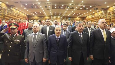 أخبار الجامعات.. رئيس جامعة المنيا يشهد الحفل الفني لفرقة التخت العربي بمسرح المحافظة