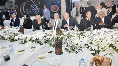 مناسبة روحانية.. النعماني يشارك في حفل افطار جامعة عين شمس