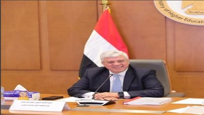 أخبار التعليم | وزير التعليم العالي يكشف عن دور البحث العلمى فى خدمة قطاع الصناعة