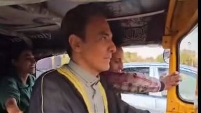 فيديو.. فتحي عبد الوهاب يقود توكتوك في كواليس مسلسل المداح 4 أسطورة العودة 