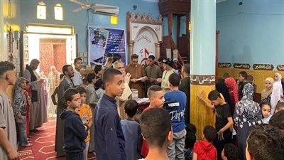تكريم ٢٠٥ متسابقا من حفظة القرآن الكريم فى مسابقة الحاج معتمد بقرية بنى محمديات محافظة أسيوط