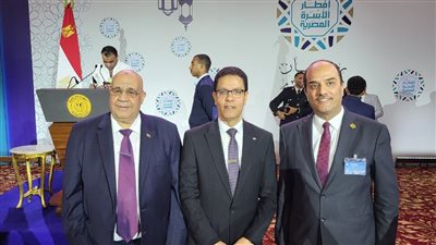 أخبار الجامعات|رئيس جامعة الأقصر يشارك حفل إفطار الأسرة المصرية بحضور الرئيس السيسي