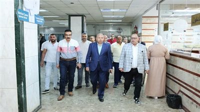 أخبار الجامعات | رئيس جامعة المنصورة يتفقد الخدمات الطبية بقطاع المستشفيات خلال إجازة العيد.. في زيارة مفاجئة