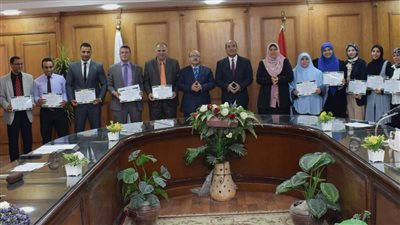 أخبار الجامعات|جامعة العريش تختتم فاعلية دورة 