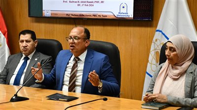 أخبار الجامعات|جامعة حلوان تبحث مع مسئولى الكيانات الاستراتيجية خطط النهوض بالبحث العلمي