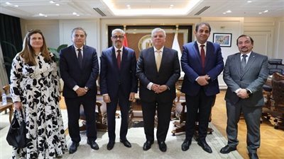 أخبار التعليم | وزير التعليم العالي يناقش مع مدير منظمة 