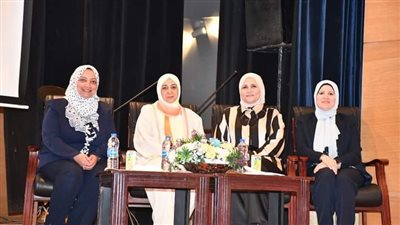 أخبار الجامعات| جامعة عين شمس تفتتح المؤتمر السنوى وأسبوع العلم بكلية البنات 