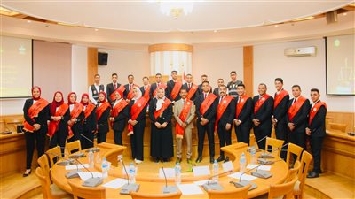 أخبار الجامعات.. طلاب من أجل مصر بجامعة سوهاج يشاركوا في منتدى الثقافة القانونية 