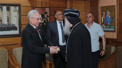 أخبار الجامعات.. رئيس جامعة المنيا يزور الكنائس والمطرانيات لتقديم التهنئة 