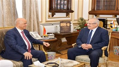 أخبار الجامعات | تعاون ثنائي بين جامعة القاهرة الدولية وجامعة الشارقة فى المجالات التعليمية وتبادل أعضاء هيئة التدريس والطلاب