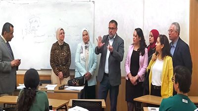 أخبار الجامعات | كلية الألسن جامعة عين شمس تستقبل المدير الاقليمي للهيئة الألمانية للتبادل العلمي