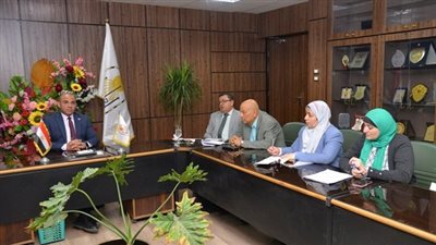 أخبار الجامعات | رئيس جامعة أسيوط يستعرض الإجراءات وخطة العمل القادمة لـ 