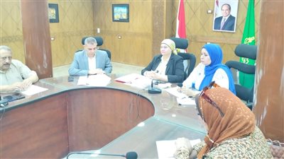 مدير تعليم القليوبية تتابع آخر تجهيزات امتحانات التيرم الثانى 