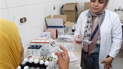 جامعة العريش تُشارك في مبادرة حياة كريمة بقافلة مساعدات لقرية الكرامة بمحافظة شمال سيناء