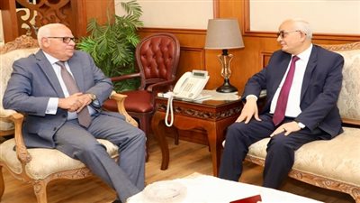 أخبار التعليم | حجازي يتابع سير امتحانات الشهادة الإعدادية 2024 بمحافظة بوسعيد ويشهد ختام مسابقات طلاب التربية الخاصة