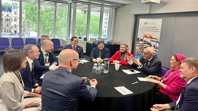 أخبار التعليم | وزير التربية والتعليم يبحث سبل التعاون مع الفريق التنفيذي للبكالوريا الدولية لتنفيذ برامجها في مصر