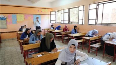 عدد طلاب الدبلومات الفنية في امتحانات 2024.. تبدأ السبت