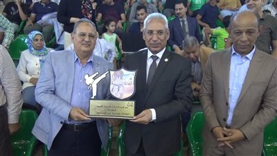 رئيس جامعة المنيا يشهد حفل ختام الأنشطة الرياضية لكلية التربية الرياضية