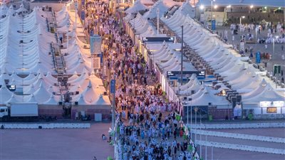السلطات السعودية تحذر من نقل أو إيواء مخالفي أنظمة الحج