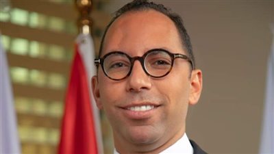 تكليف د. كمال خالد عبيد بعمل مدير إدارة التعاون الدولى في جامعة عين شمس