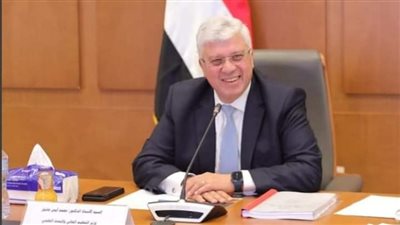 رئيس جامعة كفر الشيخ يقدم التهنئة لوزير التعليم العالي بمناسبة تجديد الثقة 