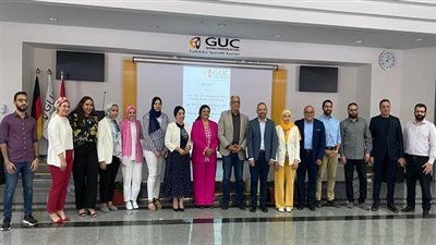 كلية الصيدلة في الجامعة الألمانية تنظم معرضًا لمنتجات مستحضرات التجميل المبتكرة