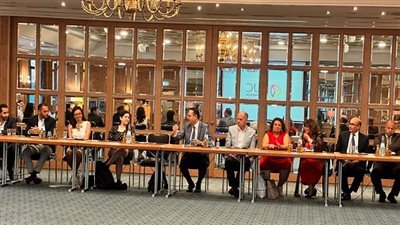 رئيس الجامعة الألمانية بالقاهرة يشيد بقصص نجاح الخريجين في ألمانيا ويكشف عن 8 مبادئ للجامعة منذ تأسيسها