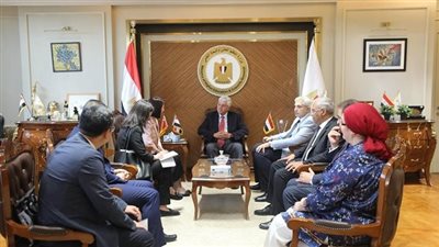 ايمن عاشور: 1054 مؤسسة بحثية صينية تتعاون مع مصر في التعليم والبحث العلمي