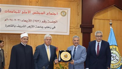 وزير التعليم العالي: تأسيس جامعات دولية جديدة وإنشاء مركز للهيدروجين الأخضر