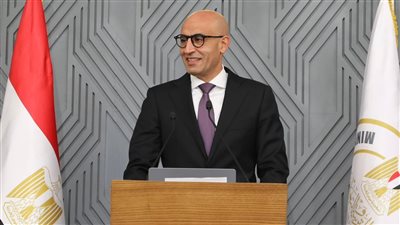 وزير التربية والتعليم يعلن عن مواعيد اليوم الدراسي لطلاب الثانوية العامة بداية من العام الجديد.. وزيادة عدد الأيام أسبوعيا