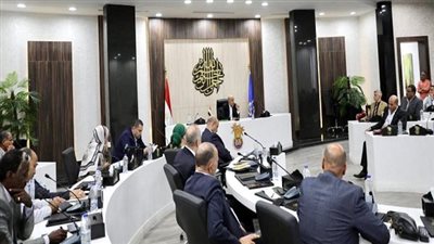 وزير التربية والتعليم يشدد على إنهاء تحديات المنظومة التعليمية قبل بدء العام الدراسي.. أهمها كثافة الفصول