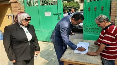 التربية والتعليم | وكيل تعليم الجيزة يتفقد استعدادات المدارس لاستقبال العام الدراسي الجديد
