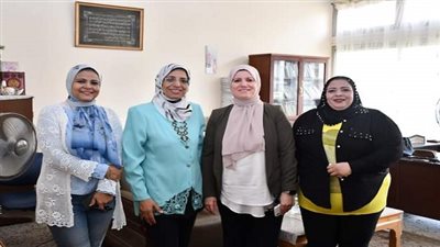 كلية البنات جامعة عين شمس تنظم جولة تعريفية للطالبات الجدد