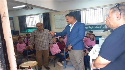 وكيل التربية والتعليم بالجيزة في زيارة لمدارس إدارة البدرشين التعليمية