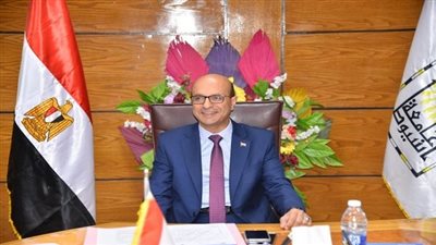 رئيس جامعة أسيوط يُعيّن الدكتور سامح عبد السلام مستشارًا للشئون المالية