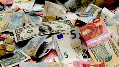 أسعار العملات الأجنبية أمام الجنيه المصري اليوم الثلاثاء 15 أكتوبر 