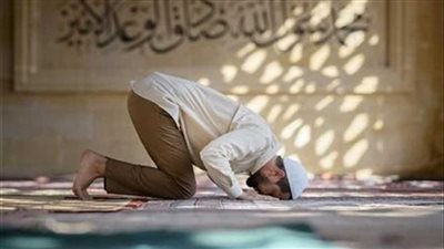 تعرف علي موعد أذان صلاة العشاء اليوم الجمعة 28 -2 - 2025