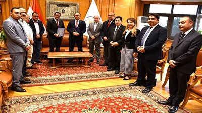 جامعة حلوان ونقابة الصحفيين يوقعان بروتوكول تعاون لتقديم الخدمات الصحية للصحفيين وأسرهم