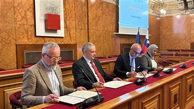 جامعة عين شمس يوقع مذكرة تفاهم مع جامعة ليوبليانا